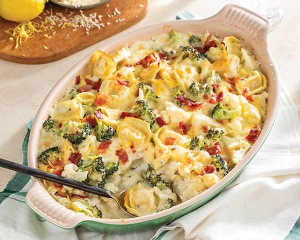 Cheesy veggie tortellini