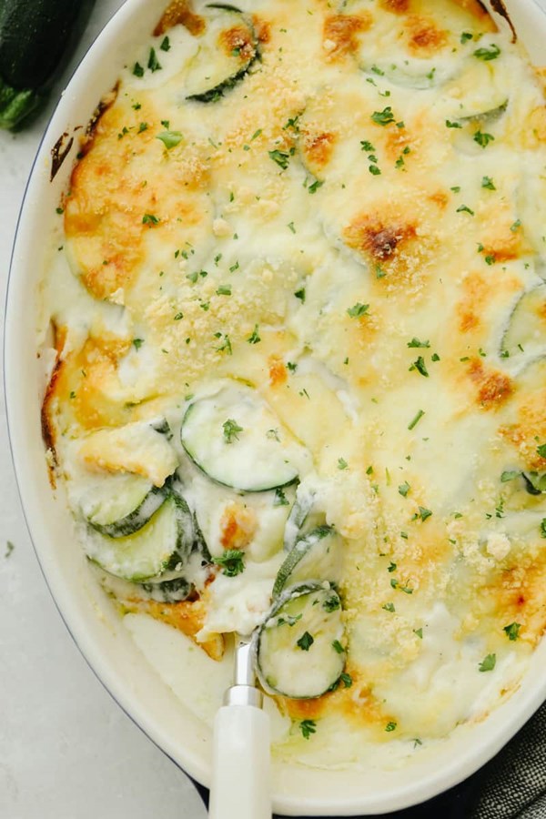Cheesy zucchini gratin