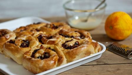 Chelsea buns 1