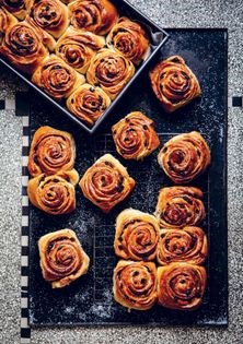 Chelsea buns