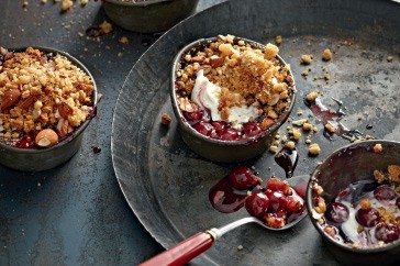 Cherry & almond crumble