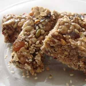 Cherry-almond energy bars