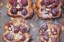 Cherry and almond croûtes