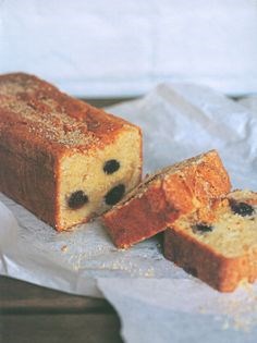 Cherry and marzipan cake