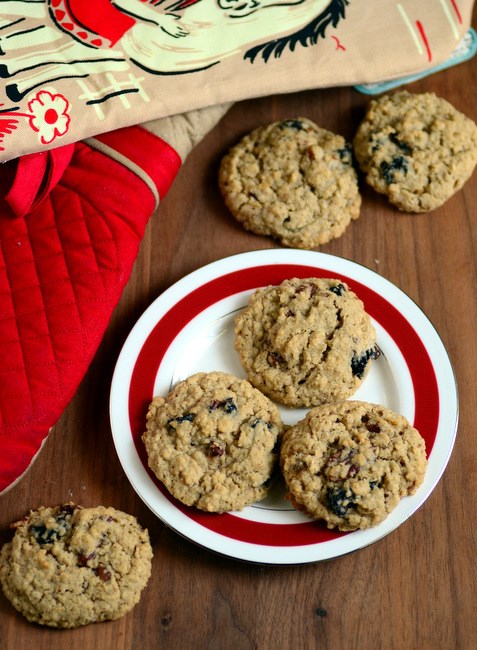 Cherry and pecan oatmeal cookies
