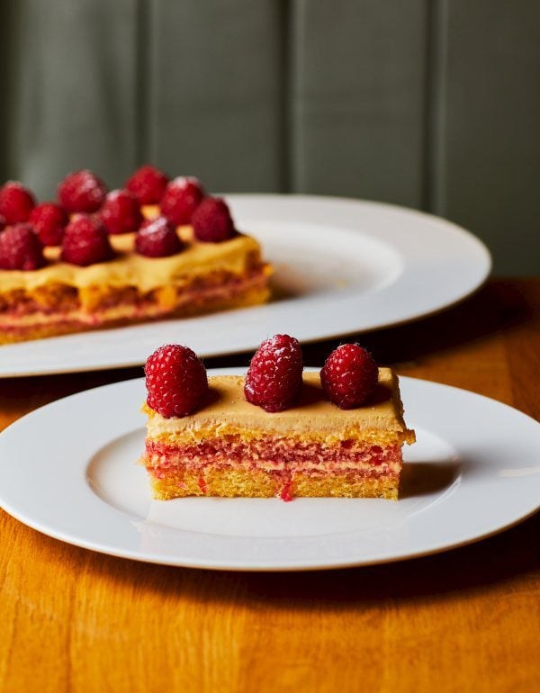 Cherry and raspberry genoise (Torta sacripantina)
