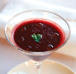 Cherry and tomato gazpacho (Gazpacho de cereza y tomate)