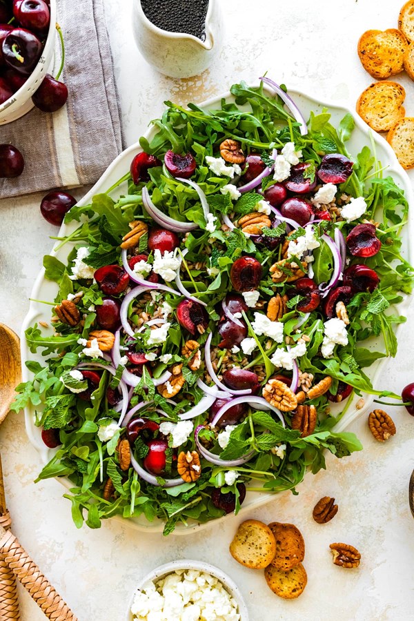 Cherry arugula farro salad
