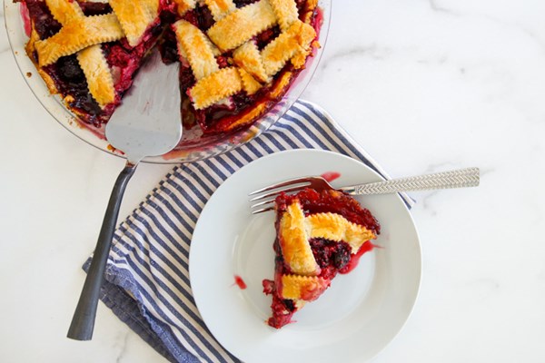 Cherry berry pie