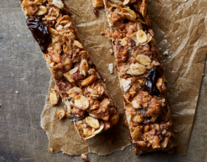 Cherry-chocolate chip granola bars