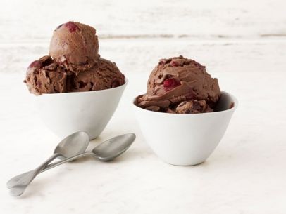 Cherry-chocolate ice cream
