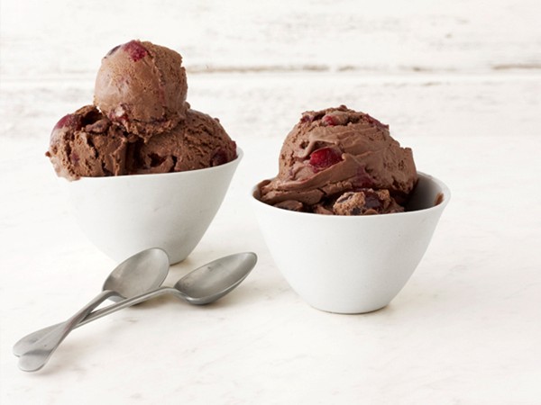 Cherry-chocolate ice cream