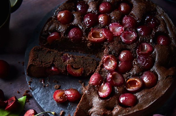Cherry chocolate torte