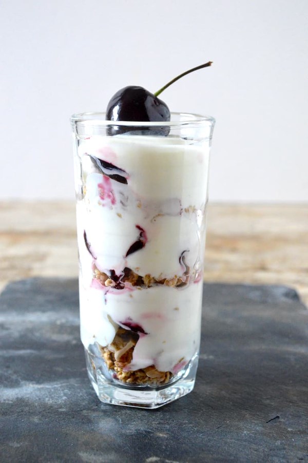 Cherry granola pots: breakfast or dessert