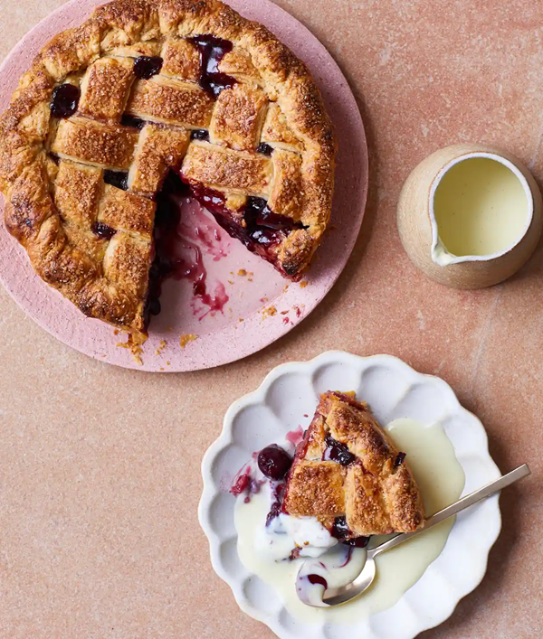 Cherry lattice pie