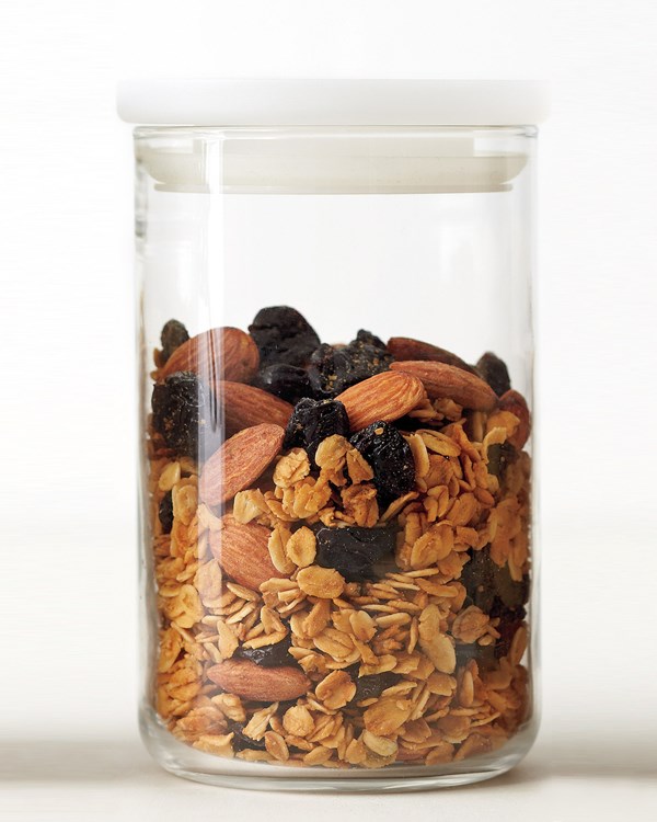 Cherry-lime granola