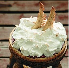 Cherry meringue pie