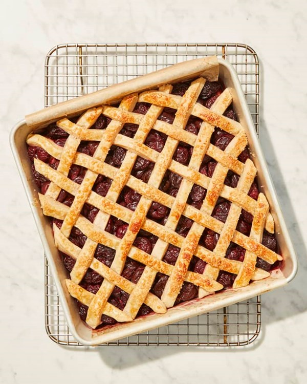 Cherry pie bars