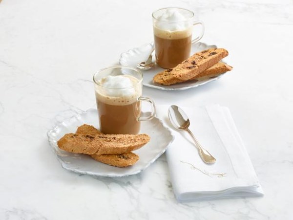 Cherry pistachio biscotti 