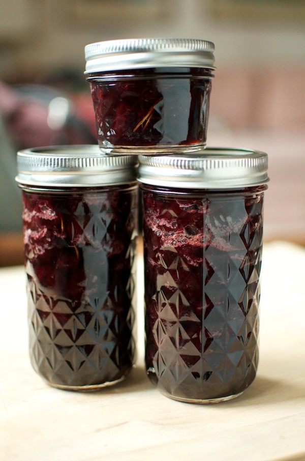 Cherry preserves with honey and rosemary 