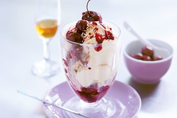 Cherry-ripe sundae
