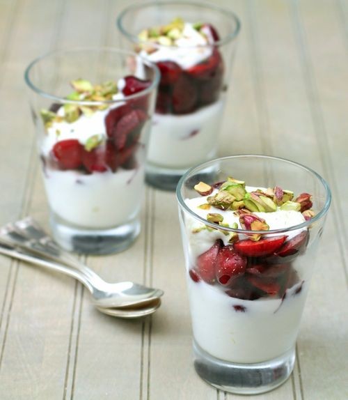 Cherry "sundaes" with greek yogurt, pistachios and cardamom cream