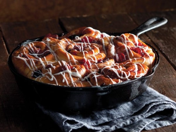 Cherry sweet rolls