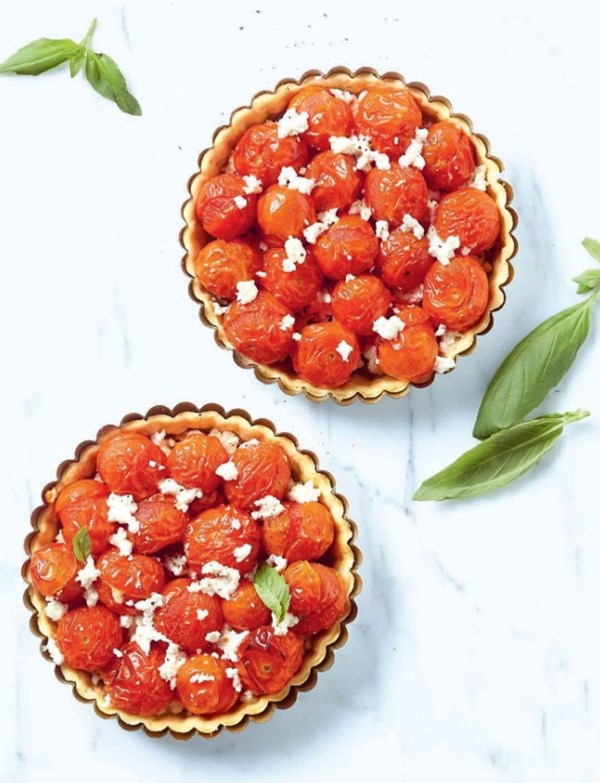 Cherry tomato and feta tart