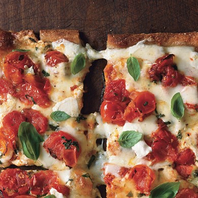 Cherry tomato pizza Margherita