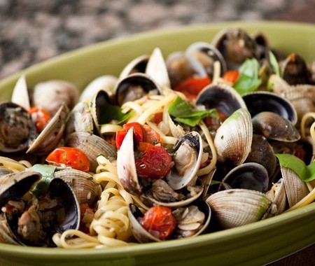 Cherry tomato red clam sauce with linguine