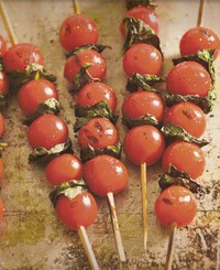 Cherry tomato skewers with fresh basil