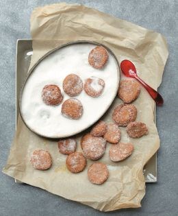 Chestnut doughnut holes