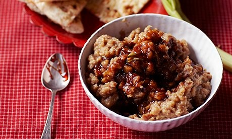 Chestnut hummus with rosemary caramel and pitta