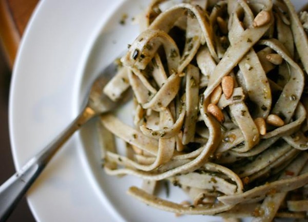 Chestnut pasta