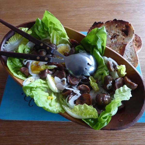 Chestnut salad (Les châtaignes en salade)