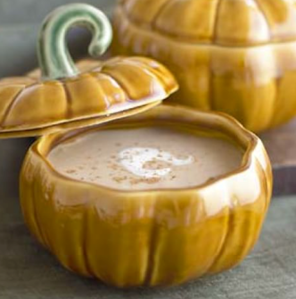 Chestnut soup with spiced cream