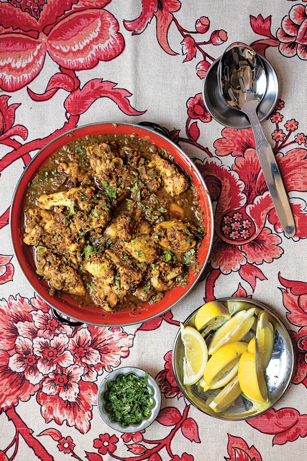 Chettinad pepper chicken (Koli milagu masala)
