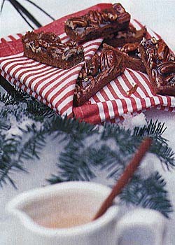 Chewy caramel pecan bars