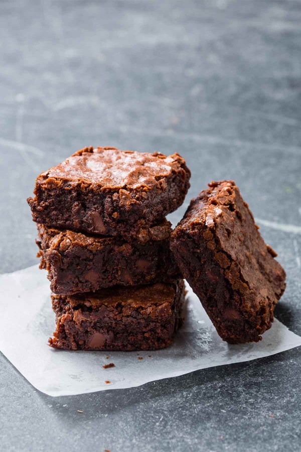 Chewy chocolate brownies