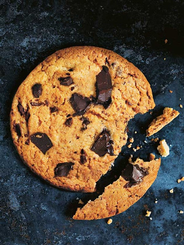 Chewy chocolate chip cookies