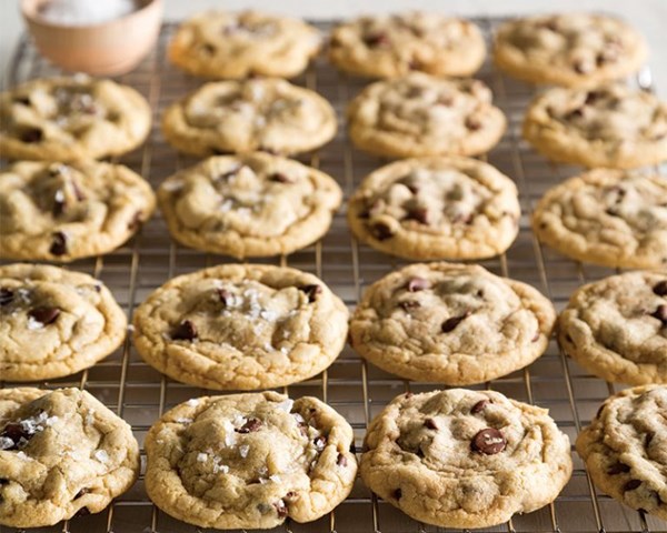 Chewy chocolate chip cookies