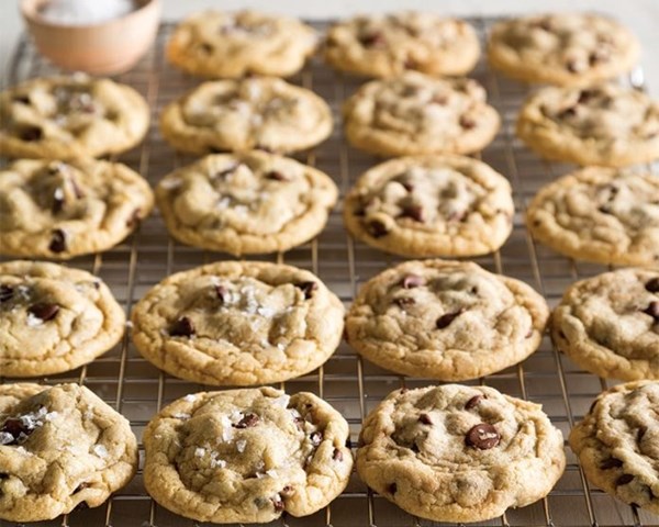 Chewy chocolate chip cookies