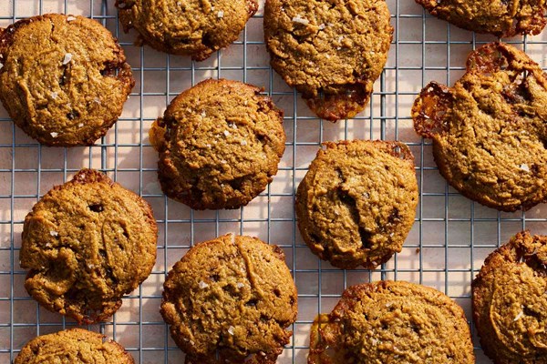 Chewy-fudgy almond butter and palm sugar cookies