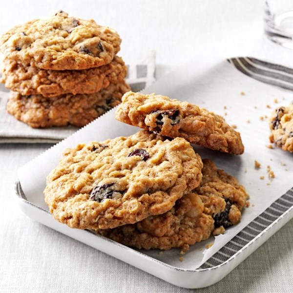 Chewy good oatmeal cookies