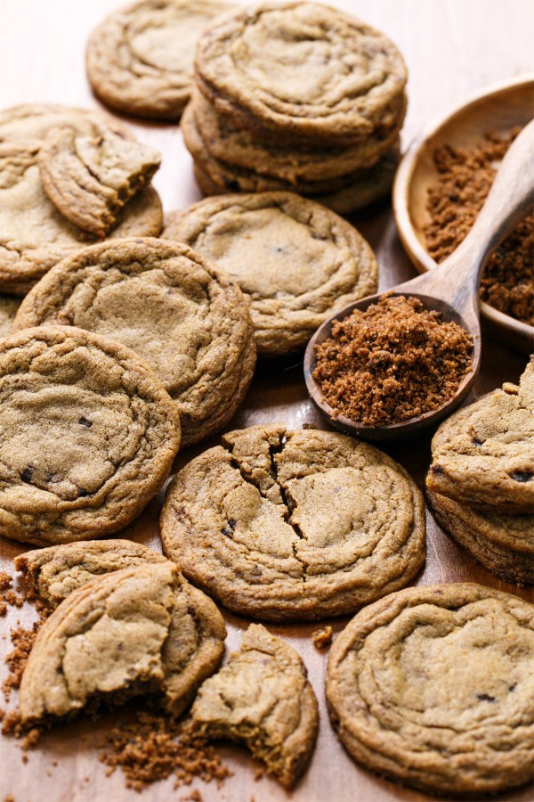Chewy muscovado sugar cookies