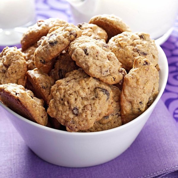 Chewy pecan cookies