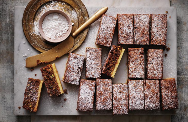 Chewy pistachio slice