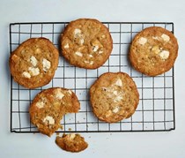 Chewy white chocolate and pear cookies