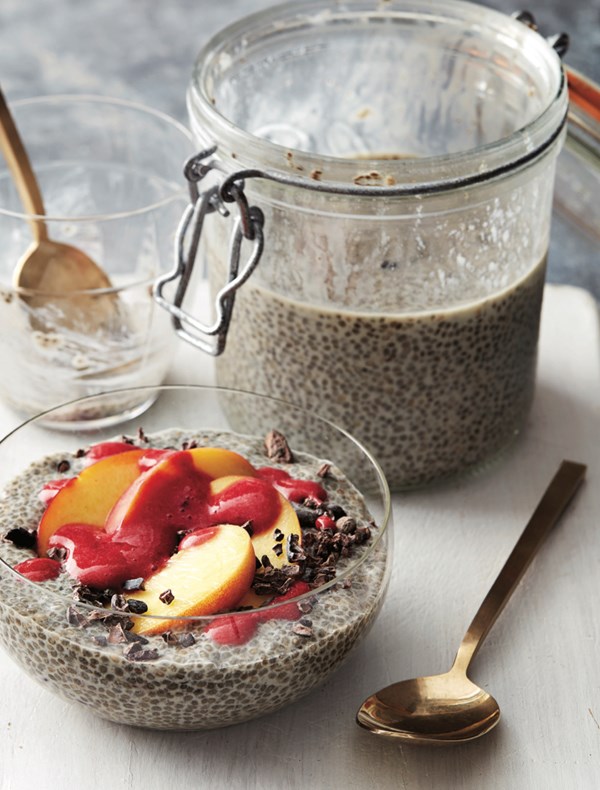 Chia seed-cacao nib pudding