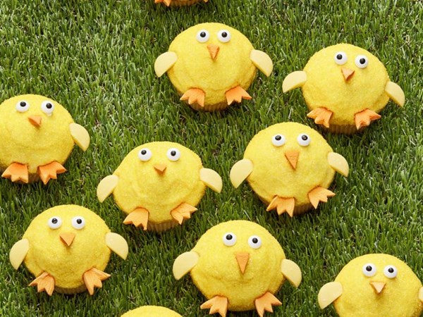 Chick cupcakes